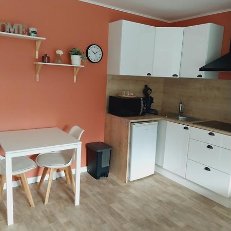Superbe Grand Studio Tout Confort Avec Exterieur Poussan 外观 照片