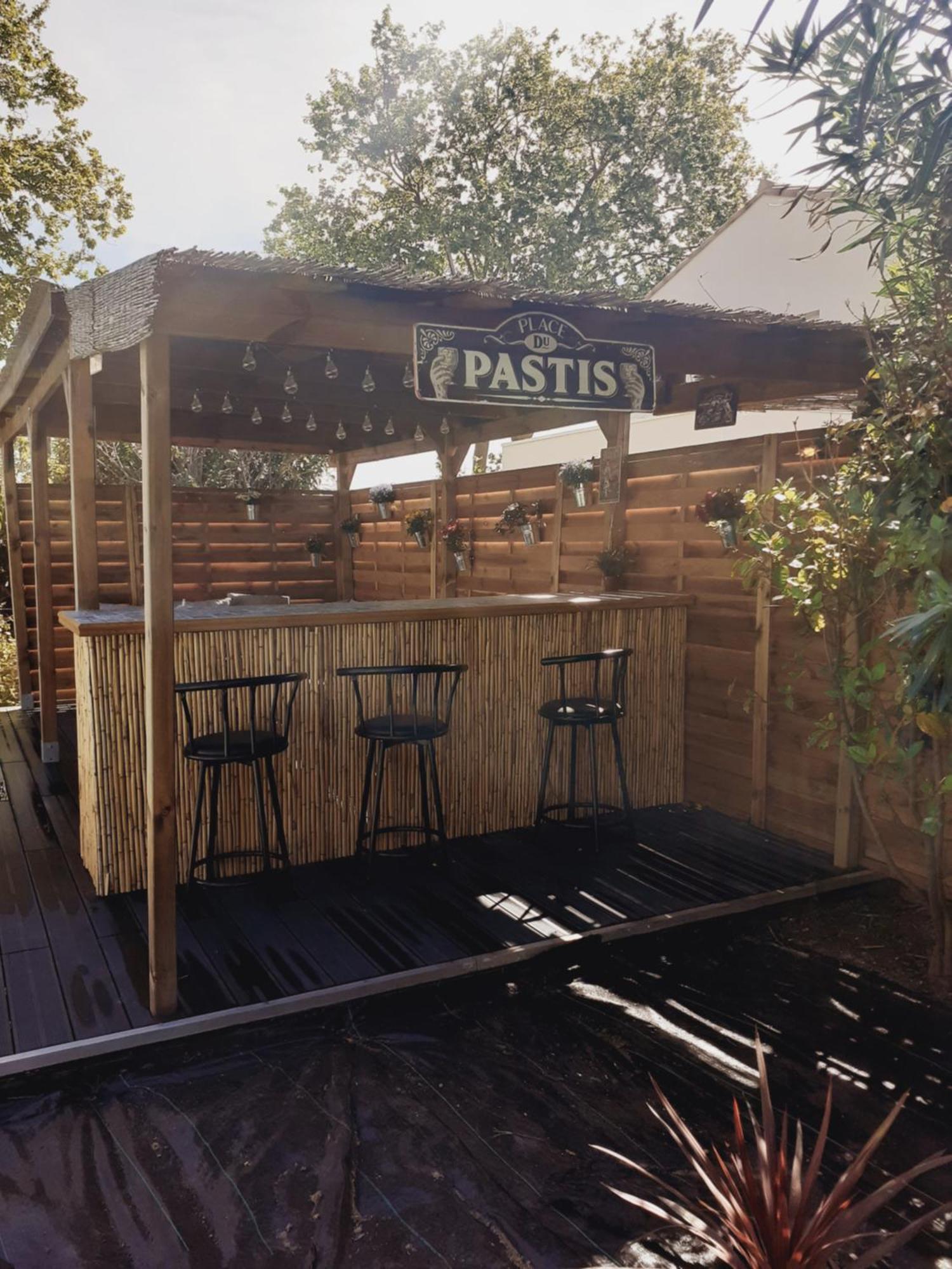 Superbe Grand Studio Tout Confort Avec Exterieur Poussan 外观 照片